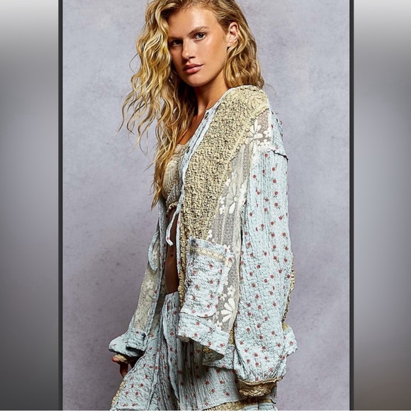 POL Floral Lace Set - Picture 8 of 9